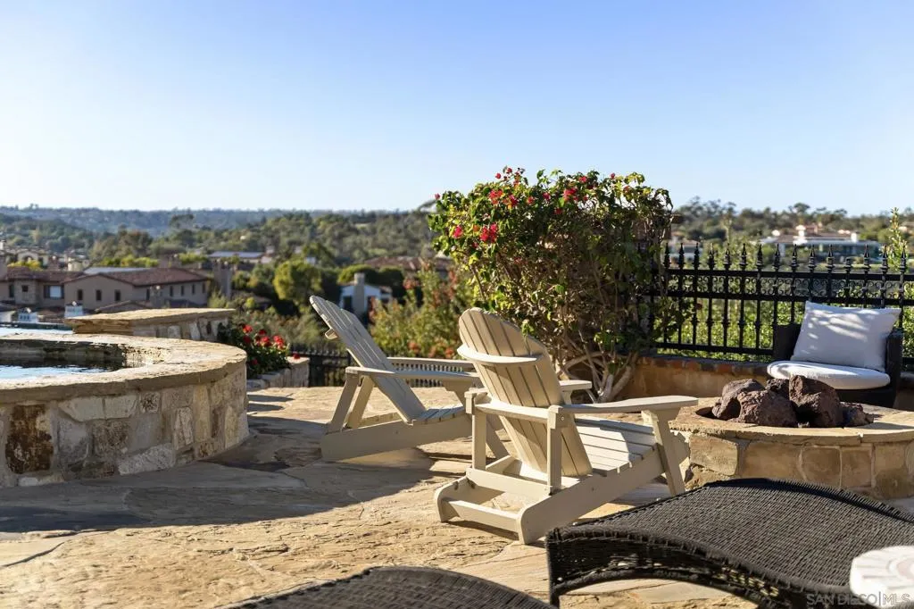 18486 Via Candela, Rancho Santa Fe, California 92091 home-pic-30