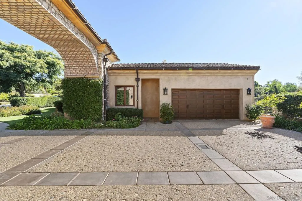 18486 Via Candela, Rancho Santa Fe, California 92091 home-pic-31