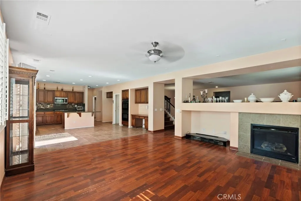 2300 Camellia Street, Palmdale, California 93551 home-pic-14