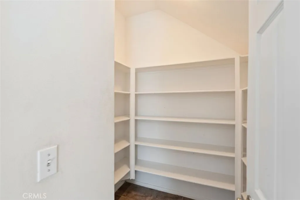 2300 Camellia Street, Palmdale, California 93551 home-pic-15