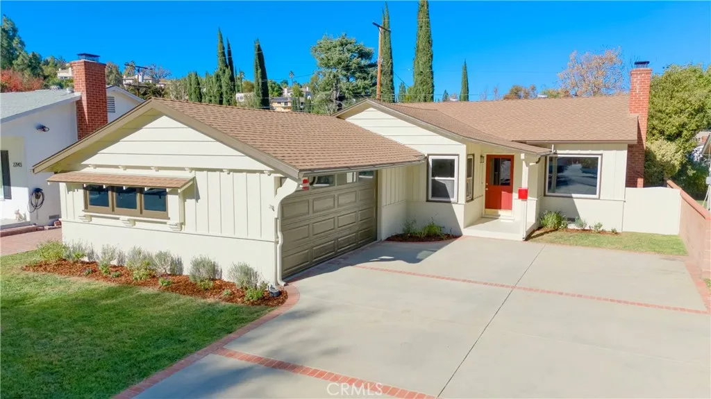 22137 Ybarra, Woodland Hills, California 91364 home-pic-0