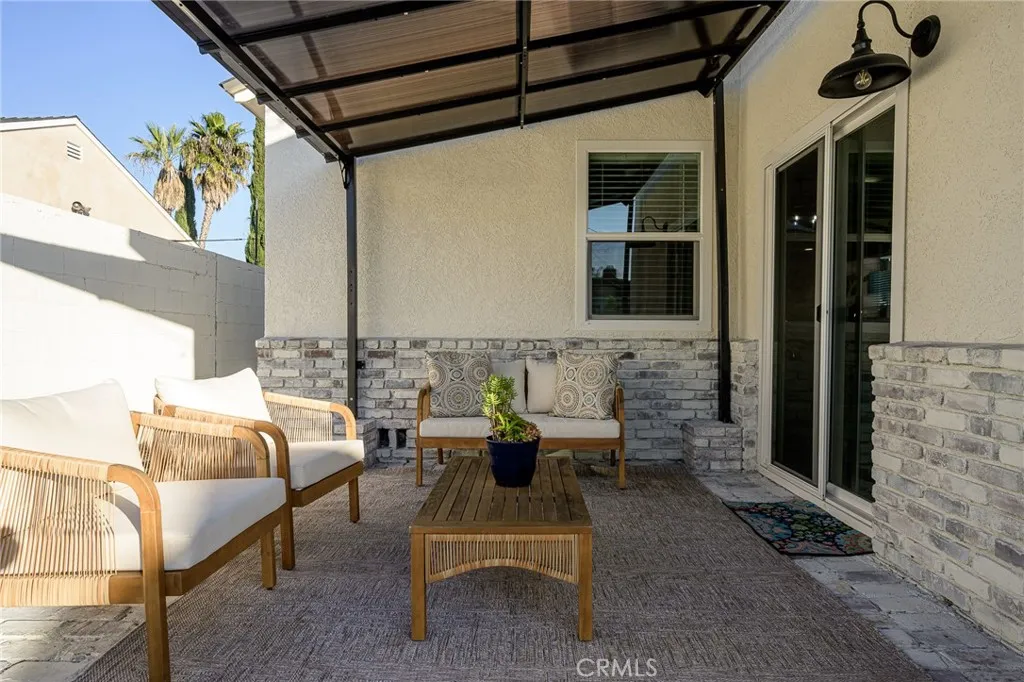 4155 Rose Avenue, Long Beach, California 90807 home-pic-24