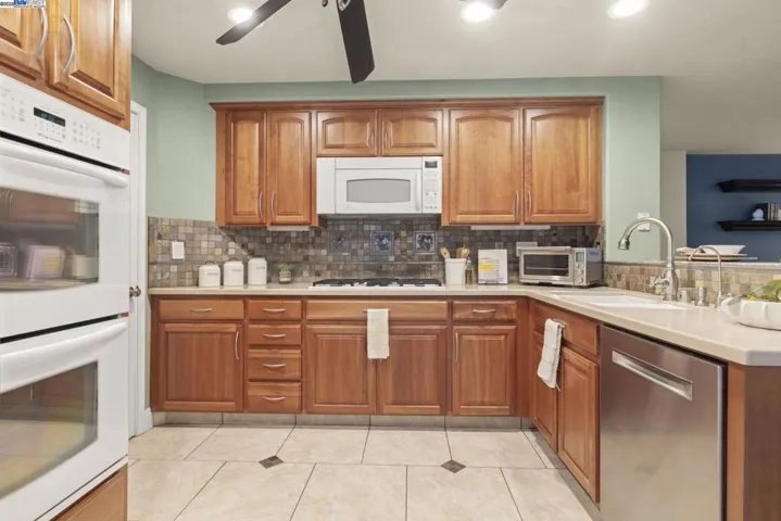 3911 Folsom Dr, Antioch, California 94531