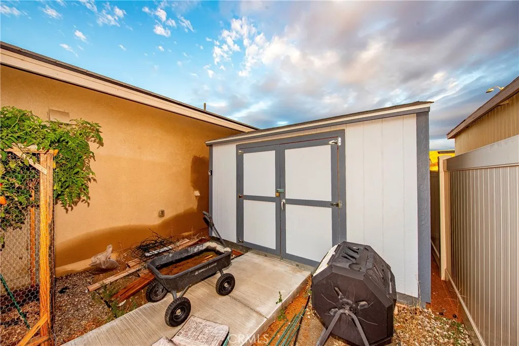 44123 Pagoda Way, Lancaster, California 93536 home-pic-33