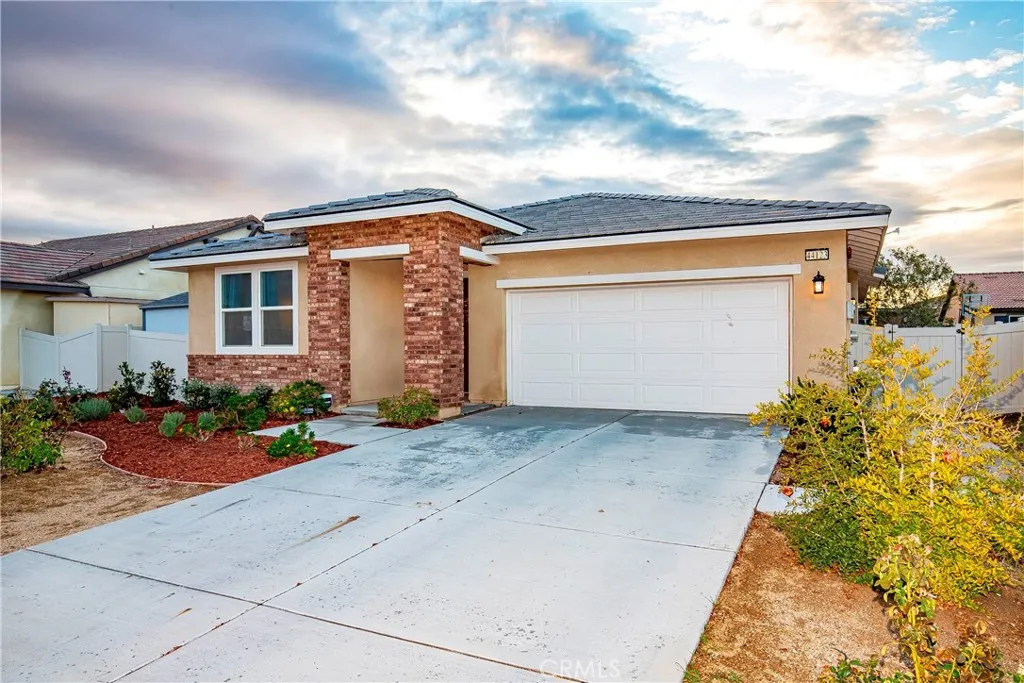 44123 Pagoda Way, Lancaster, California 93536 home-pic-2