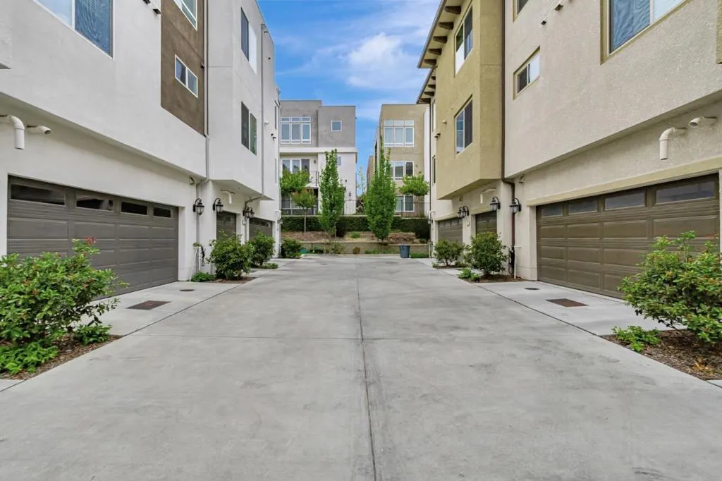 223 William Manly Street 1, San Jose, California 95136 home-pic-32