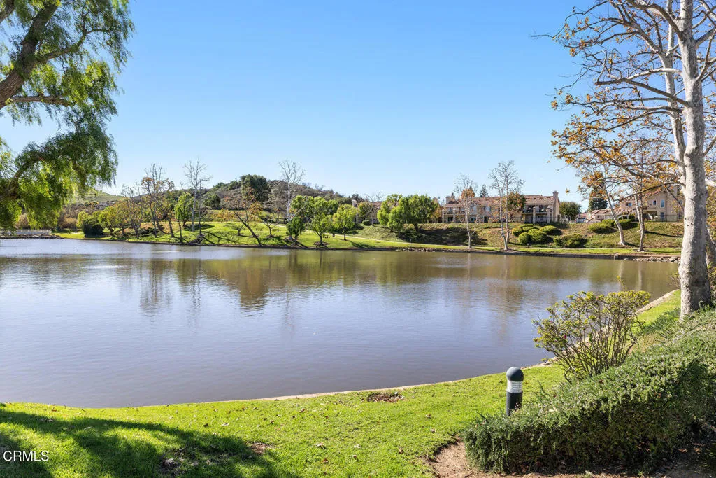 286 Golden Fern Court, Simi Valley, California 93065 home-pic-37