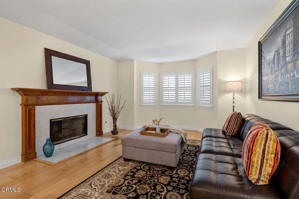 286 Golden Fern Court, Simi Valley, California 93065 home-pic-4