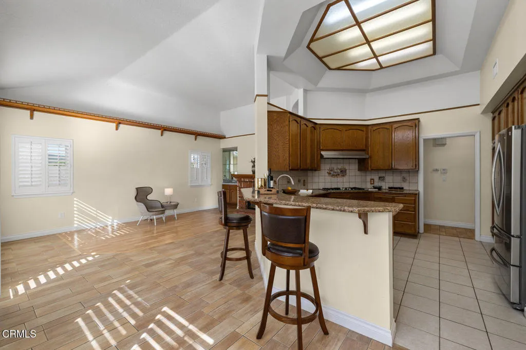286 Golden Fern Court, Simi Valley, California 93065 home-pic-13