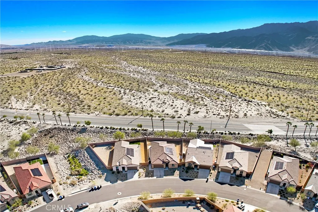 11695 E Crescent, Desert Hot Springs, California 92240 home-pic-31