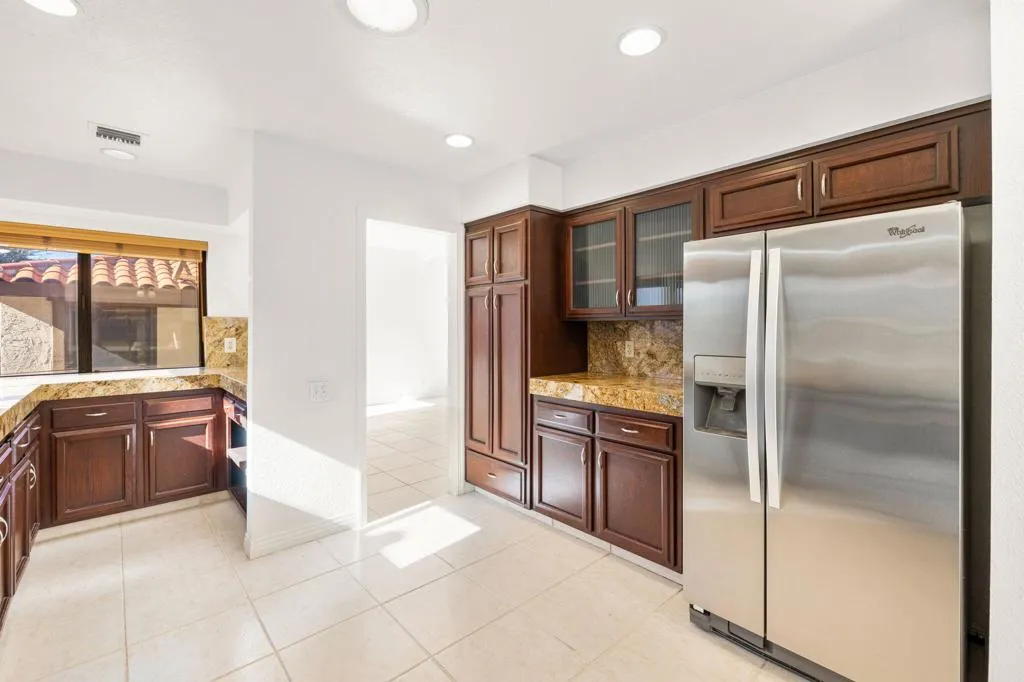 44190 Tahoe Circle, Indian Wells, California 92210 home-pic-12