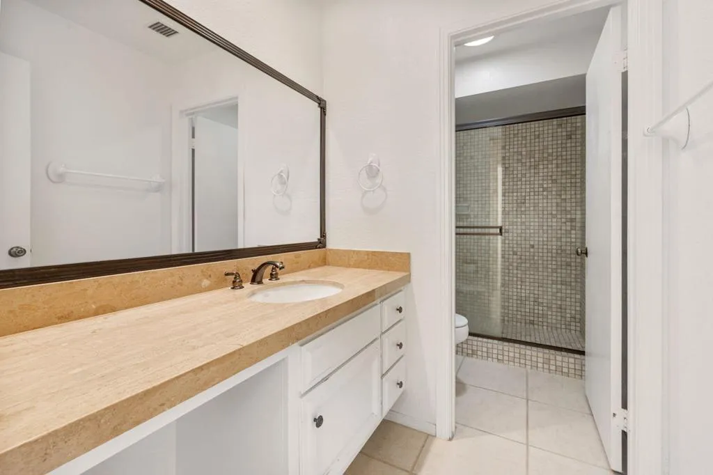 44190 Tahoe Circle, Indian Wells, California 92210 home-pic-37