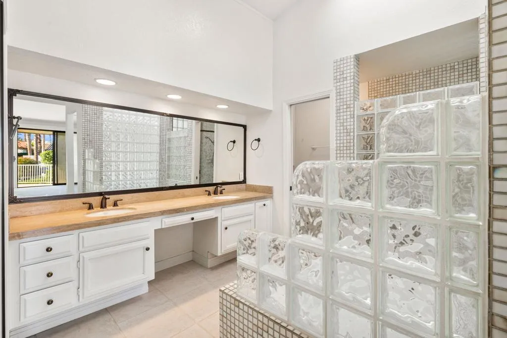 44190 Tahoe Circle, Indian Wells, California 92210 home-pic-27