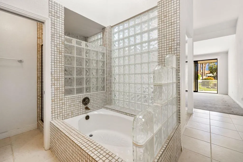 44190 Tahoe Circle, Indian Wells, California 92210 home-pic-28