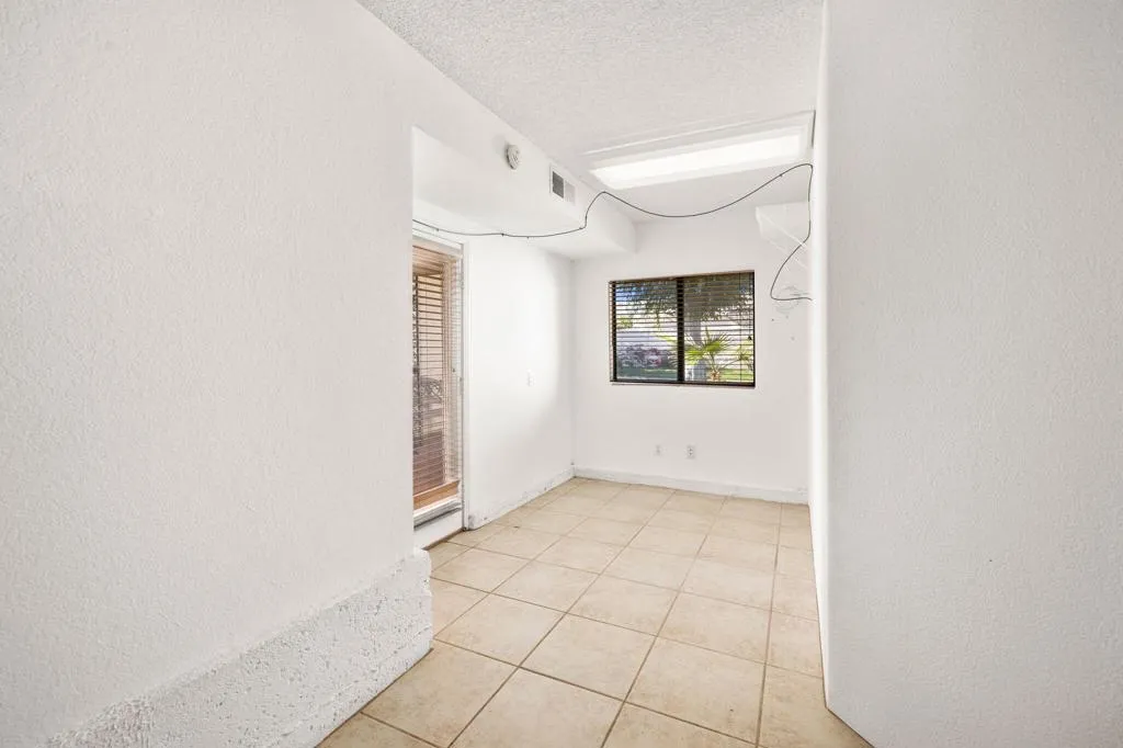 44190 Tahoe Circle, Indian Wells, California 92210 home-pic-40