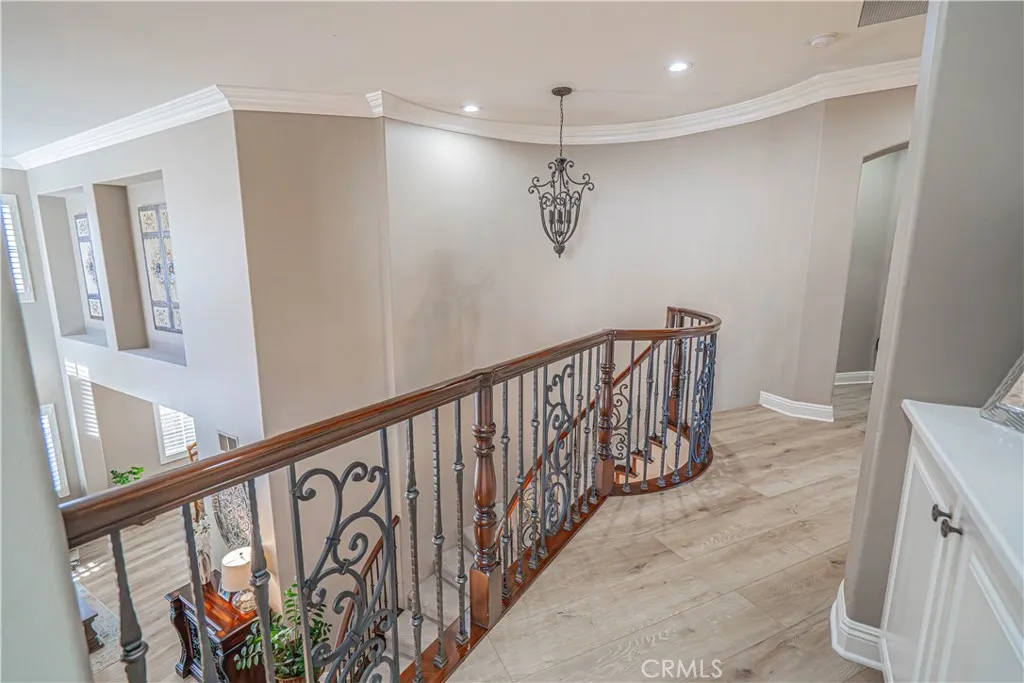 23321 Cuestport Drive, Valencia, California 91354 home-pic-27