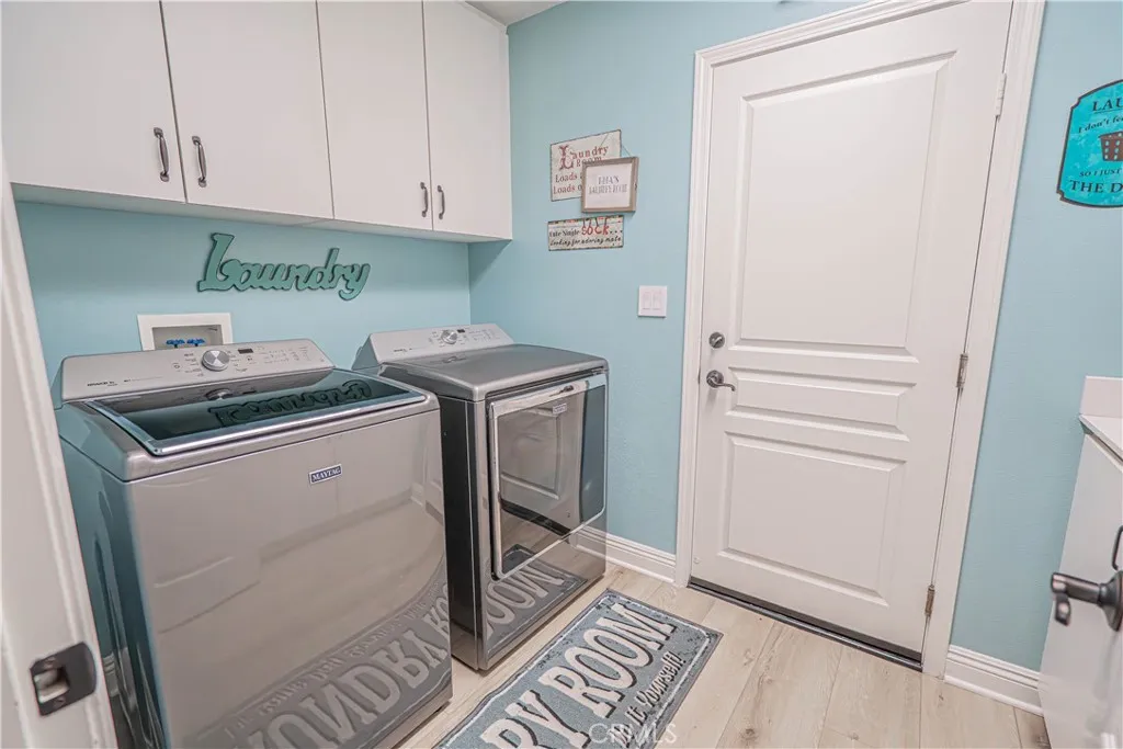 23321 Cuestport Drive, Valencia, California 91354 home-pic-23