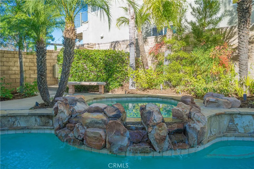 23321 Cuestport Drive, Valencia, California 91354 home-pic-42