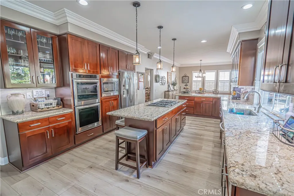 23321 Cuestport Drive, Valencia, California 91354 home-pic-15