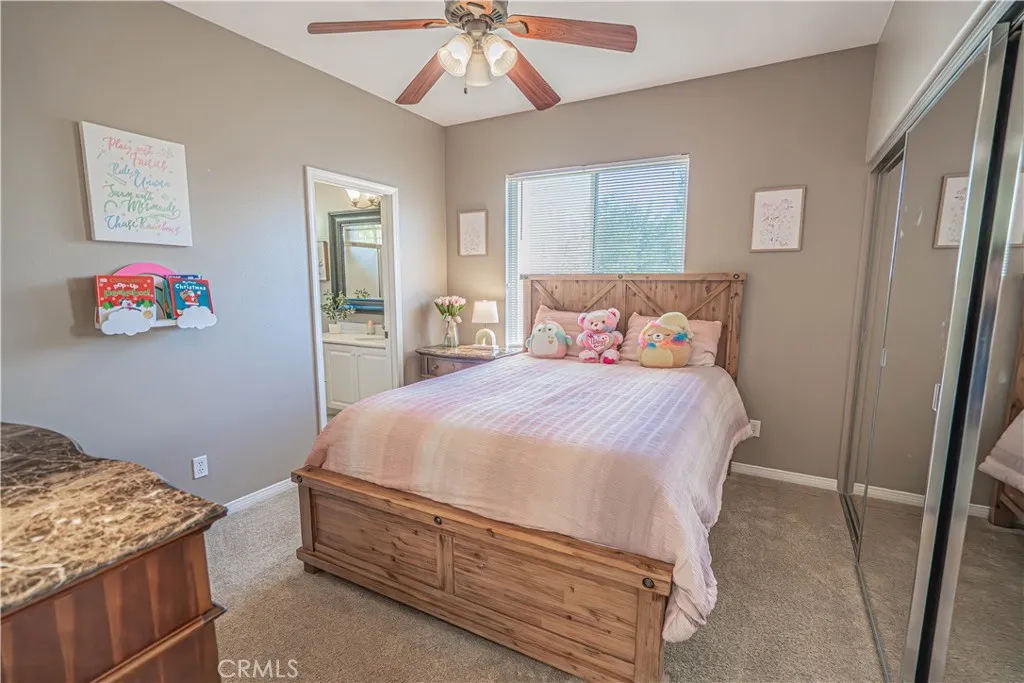 23321 Cuestport Drive, Valencia, California 91354 home-pic-33