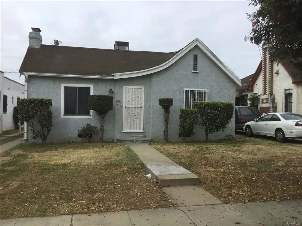 2010 W 85th, Los Angeles, California 90047 home-pic-0