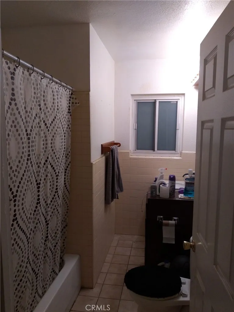 2010 W 85th, Los Angeles, California 90047 home-pic-12