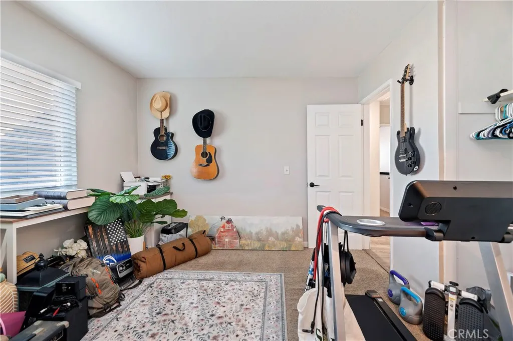 25143 Sugar Hill, Moreno Valley, California 92553 home-pic-22