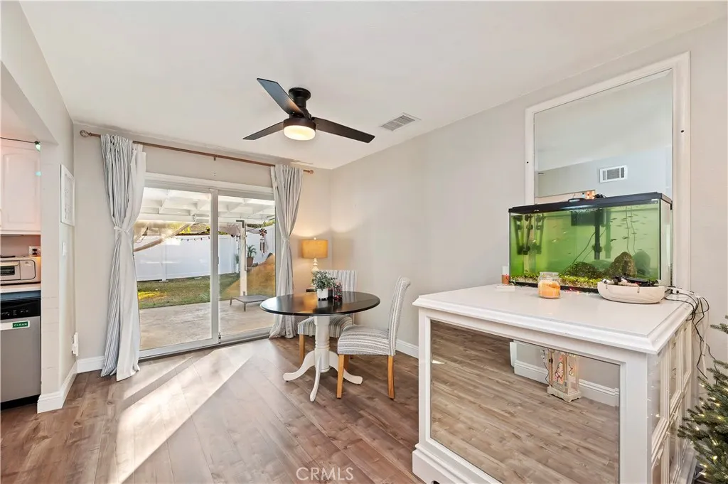 25143 Sugar Hill, Moreno Valley, California 92553 home-pic-9