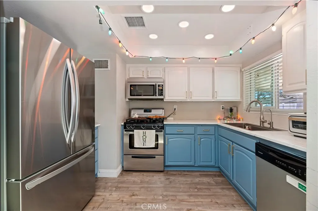 25143 Sugar Hill, Moreno Valley, California 92553 home-pic-12