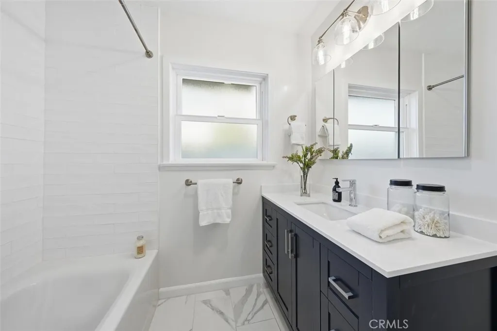 5513 W 138th Place, Hawthorne, California 90250 home-pic-39