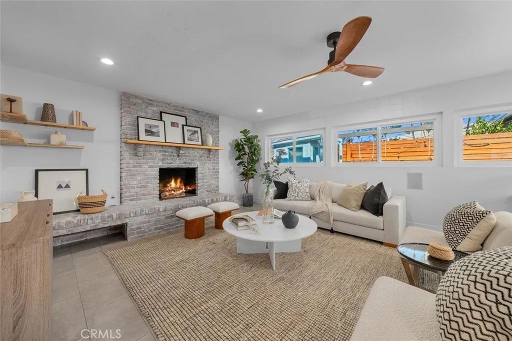 5513 W 138th Place, Hawthorne, California 90250 home-pic-22