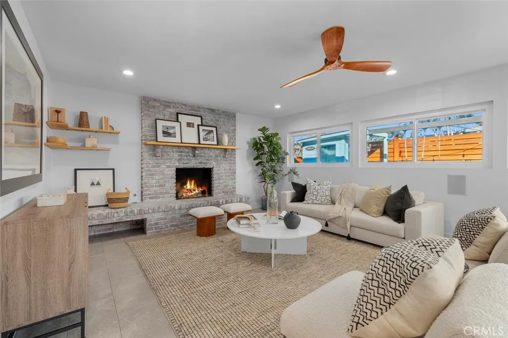 5513 W 138th Place, Hawthorne, California 90250 home-pic-21