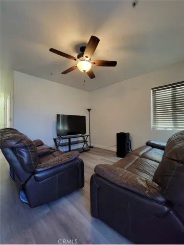 8455 Santa Fe Ave, Huntington Park, California 90255