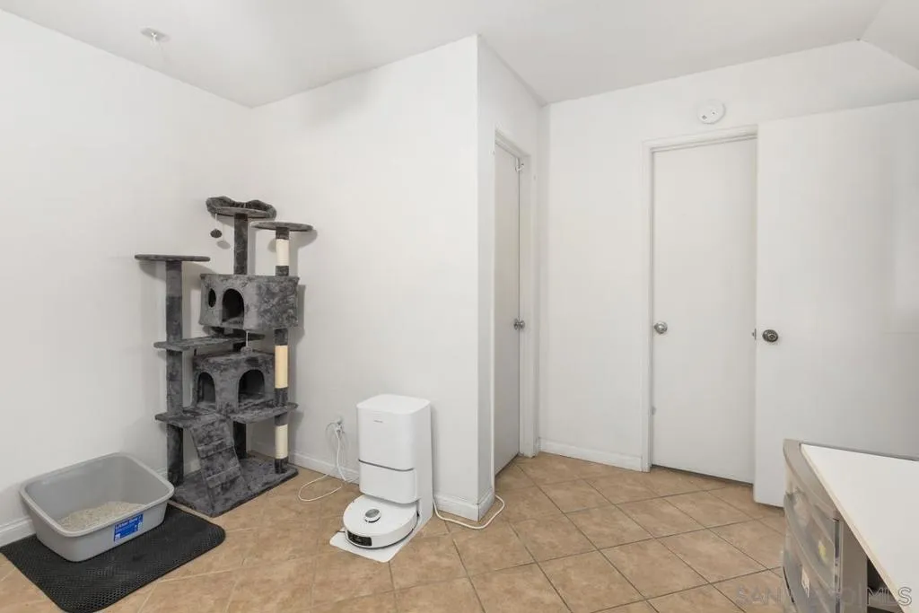 7425 Charmant 2801, San Diego, California 92122 home-pic-18