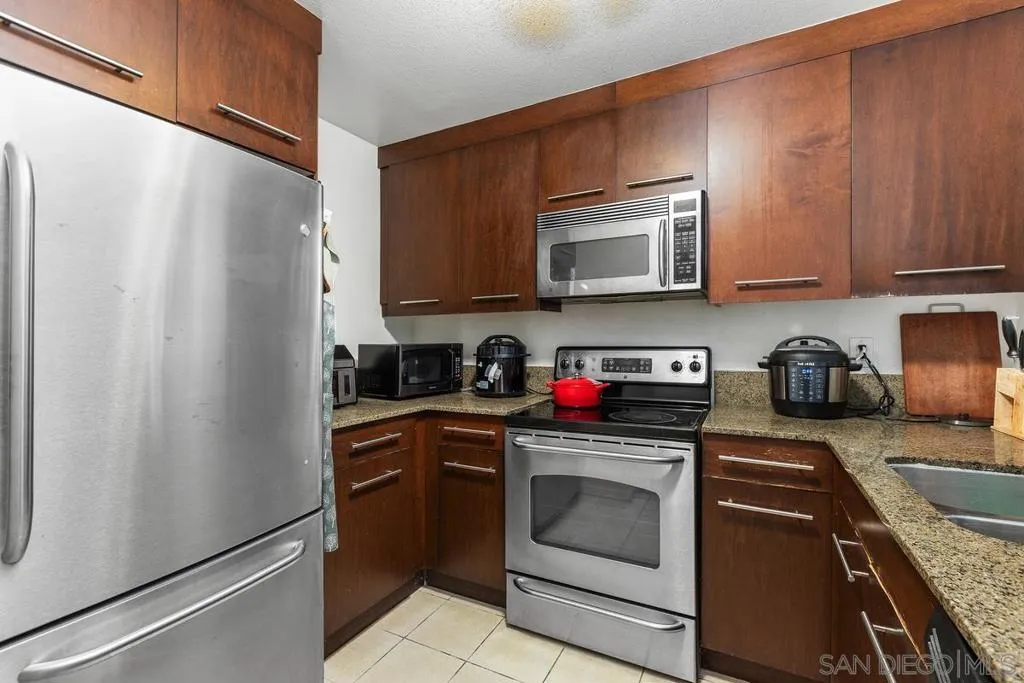 7425 Charmant 2801, San Diego, California 92122 home-pic-7