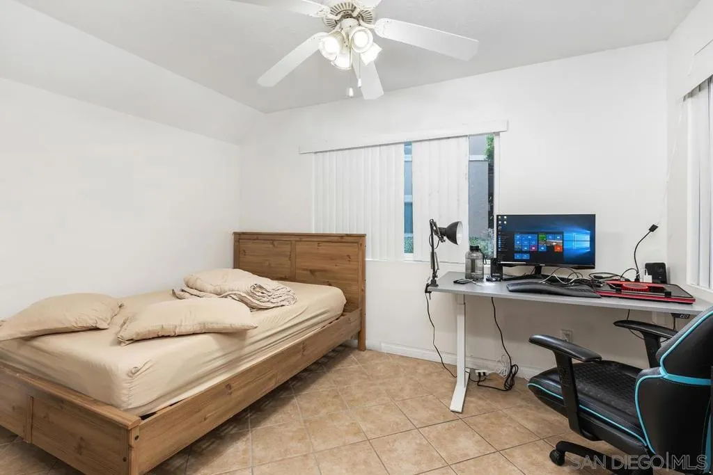 7425 Charmant 2801, San Diego, California 92122 home-pic-10