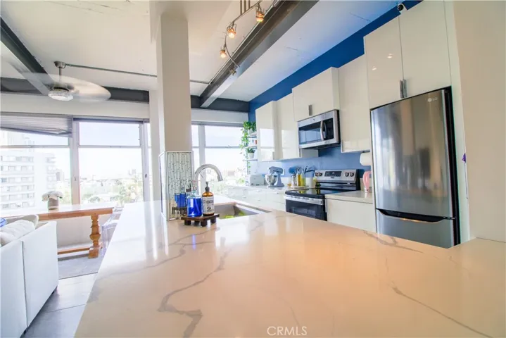 100 Atlantic Ave, Long Beach, California 80802