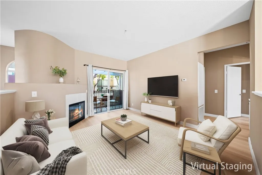 67 Santa Barbara Court, Lake Forest, California 92610 home-pic-3