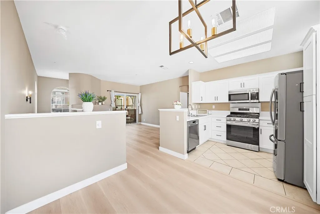 67 Santa Barbara Court, Lake Forest, California 92610 home-pic-14