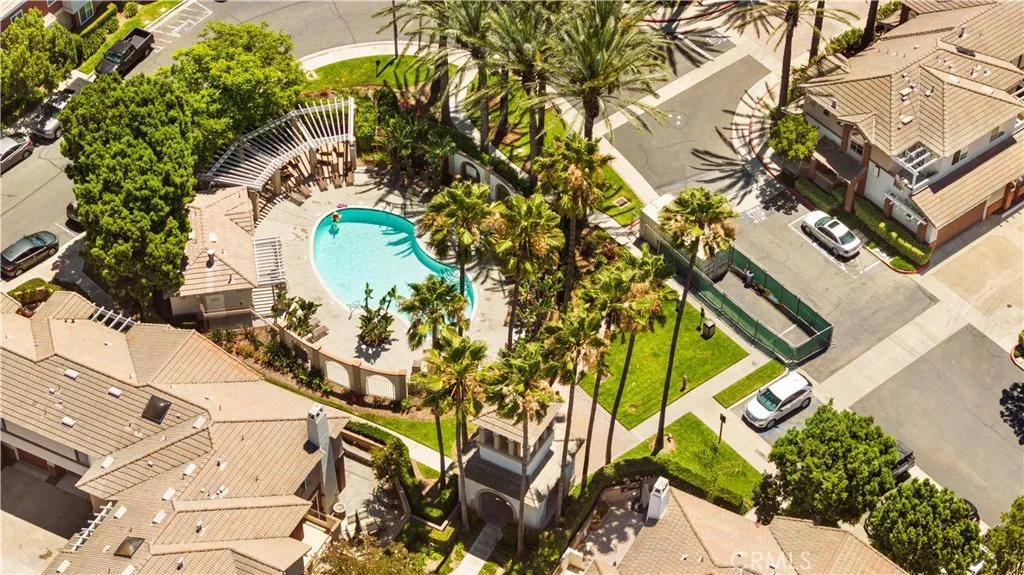 67 Santa Barbara Court, Lake Forest, California 92610 home-pic-39