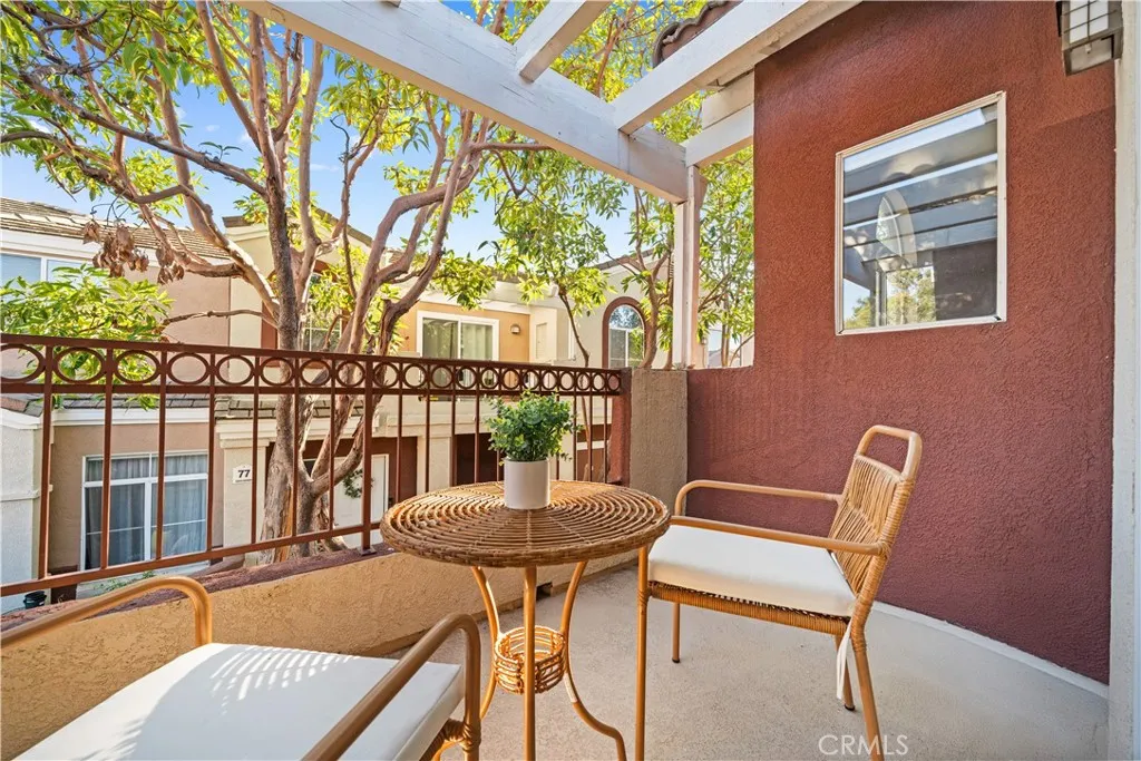 67 Santa Barbara Court, Lake Forest, California 92610 home-pic-9