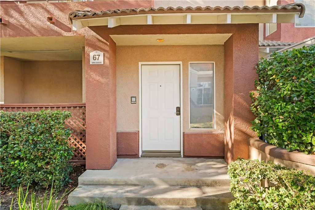 67 Santa Barbara Court, Lake Forest, California 92610 home-pic-0