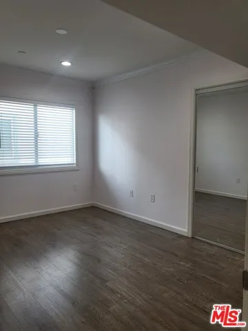 2754 W 12th Street, Los Angeles, California 90006