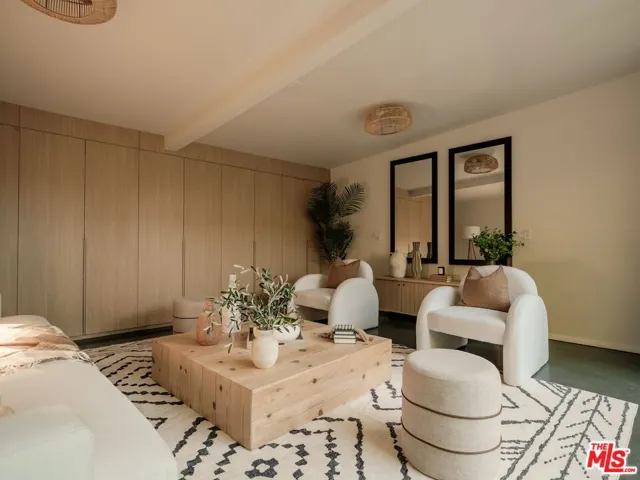 430 N Flores Street, Los Angeles, California 90048