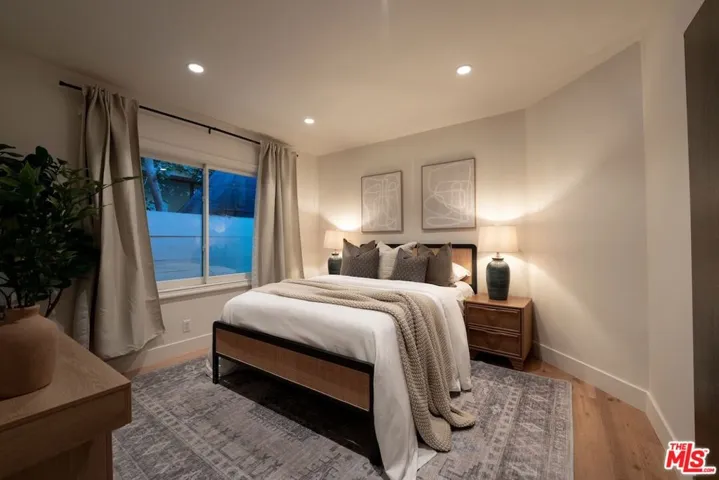 430 N Flores Street, Los Angeles, California 90048