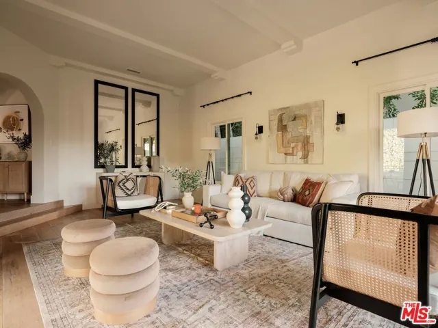 430 N Flores Street, Los Angeles, California 90048