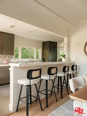 430 N Flores Street, Los Angeles, California 90048