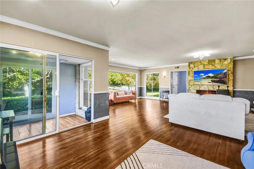 2880 N Theodora, Covina, California 91724 home-pic-8