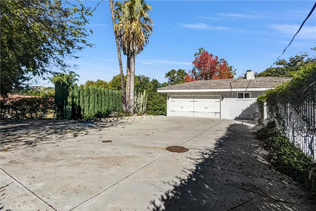 2880 N Theodora, Covina, California 91724 home-pic-43