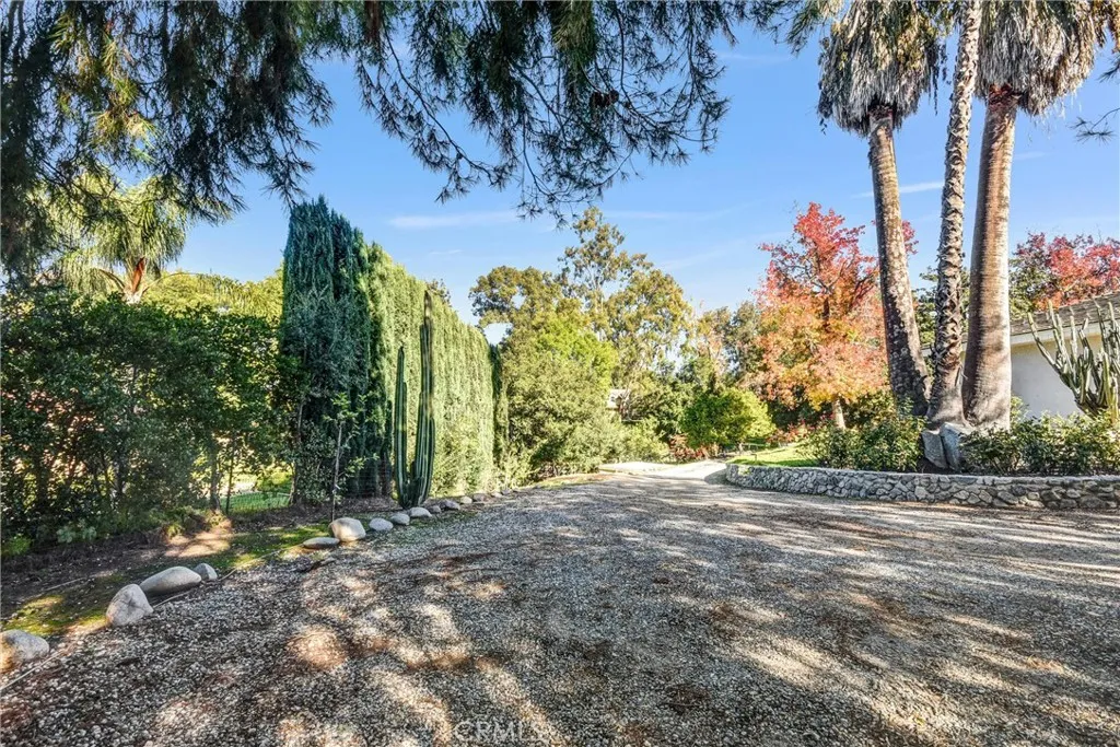 2880 N Theodora, Covina, California 91724 home-pic-50